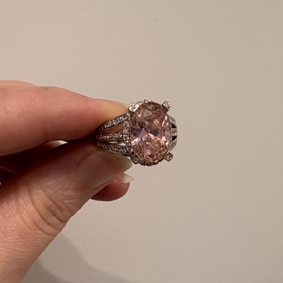 Charmed Aroma Jewelry - Elegant Pink Stone Silver Ring (GP 18K)